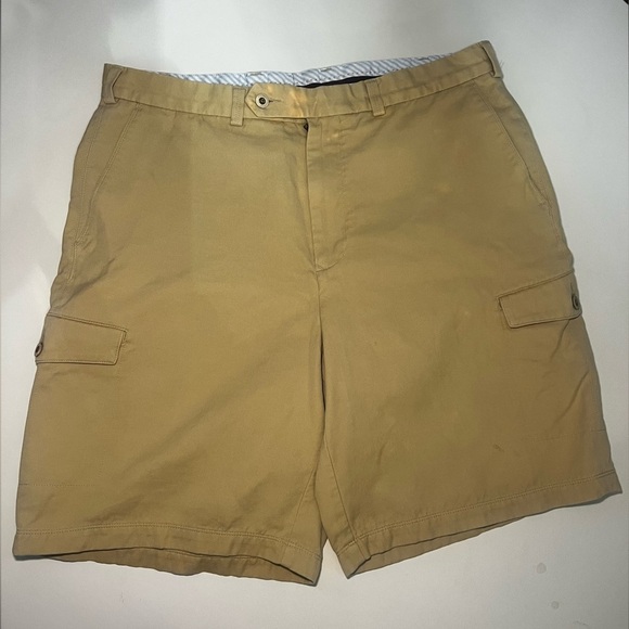 Men’s Tommy Bahama Golf Shorts TB18 Size 36 Khaki Tan - Picture 1 of 4
